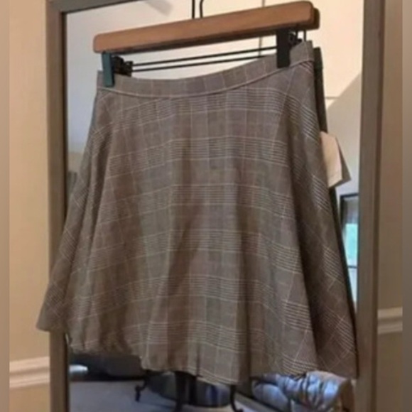 LOFT Gray Pleated A Line Skirt Size 6 - Picture 1 of 5